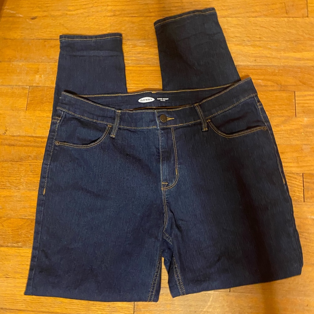 Old Navy Super Skinny Mid-Rise